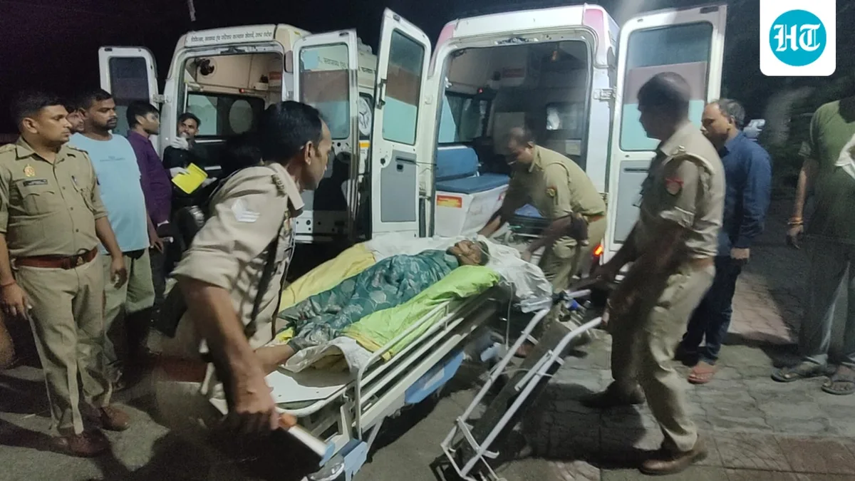 12 pilgrims killed as vehicle hits divider, overturns on UP's Eastern Peripheral Expressway