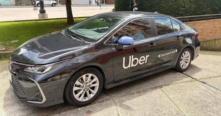 Uber anuncia el despido de alrededor de 3 mil 300 trabajadores