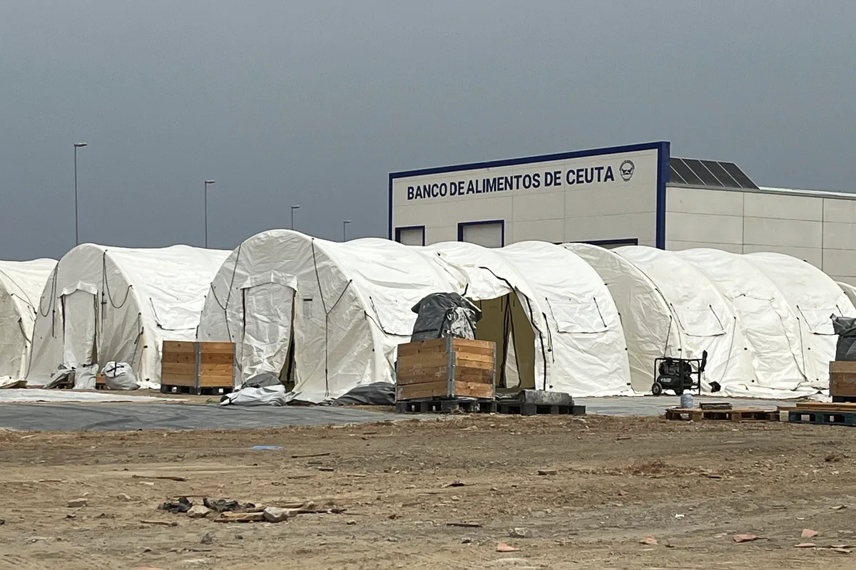 Interior eleva a nivel 2 de protección marítima el Puerto de Ceuta tras "altercados" con migrantes en el área de embarque