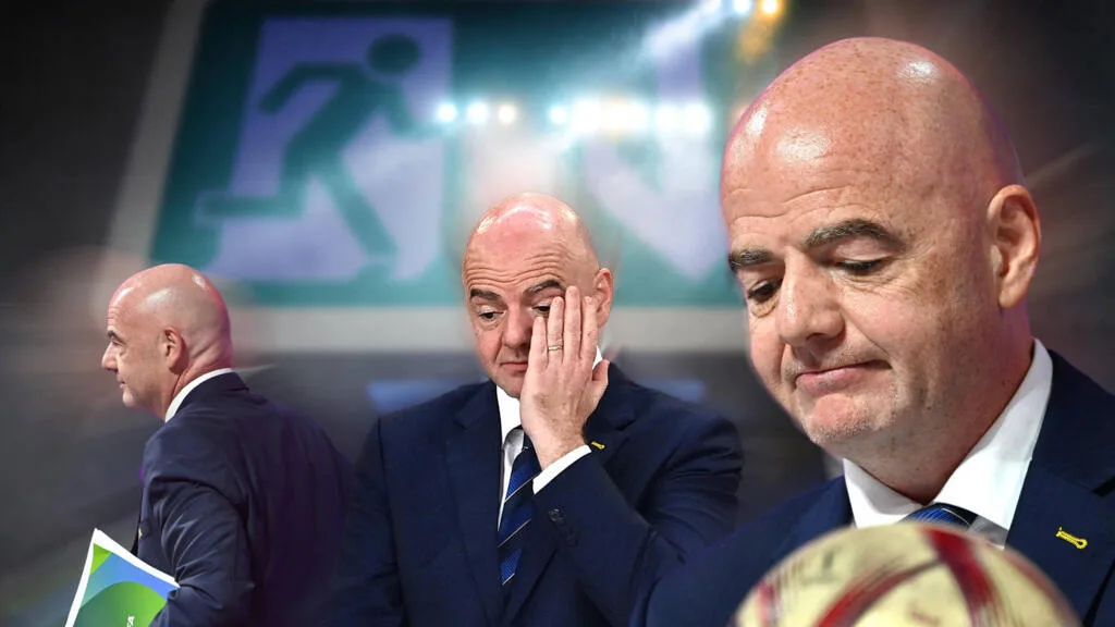 Fragilisé à la tête de la Fifa, Gianni Infantino "a de bonnes chances de passer l'été"