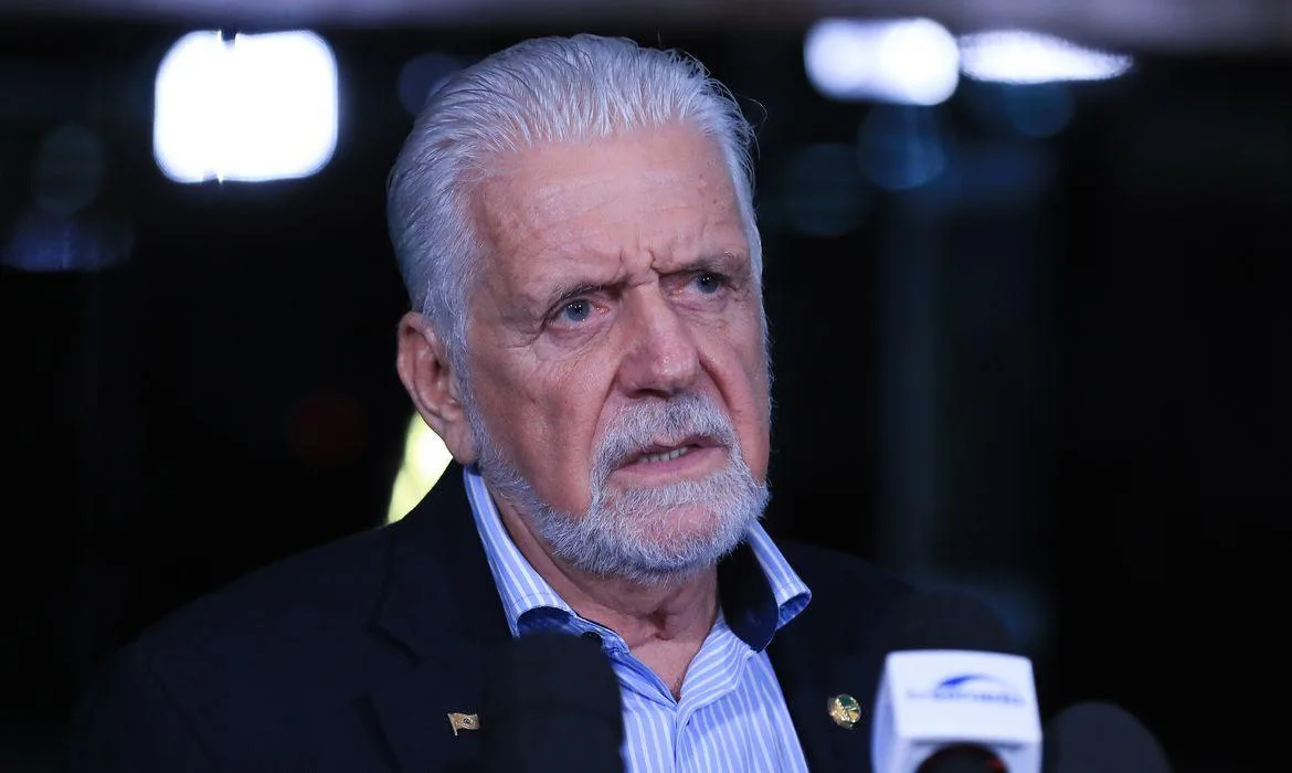 Campanha de Jaques Wagner vai à Justiça e derruba site que exibia mensagens de Daniel Vorcaro