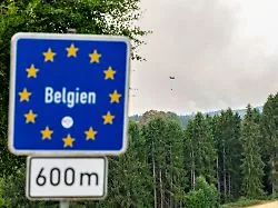 17 Häuser in der Eifel betroffen: Brand im Hohen Venn: Evakuierung bei Monschau angeordnet