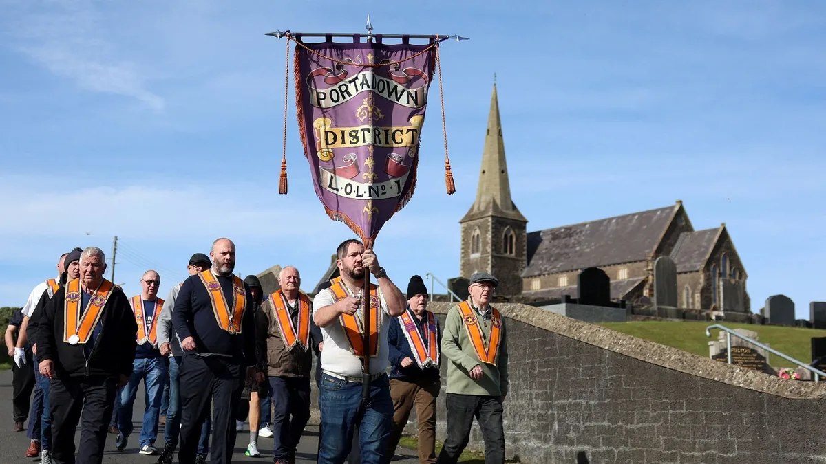 Orange Order calls for 'urgent meetings' over Drumcree parade ban