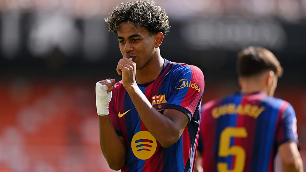 Lamine Yamal Hits Double As 'Nearly Perfect' Barcelona Thrash Valencia