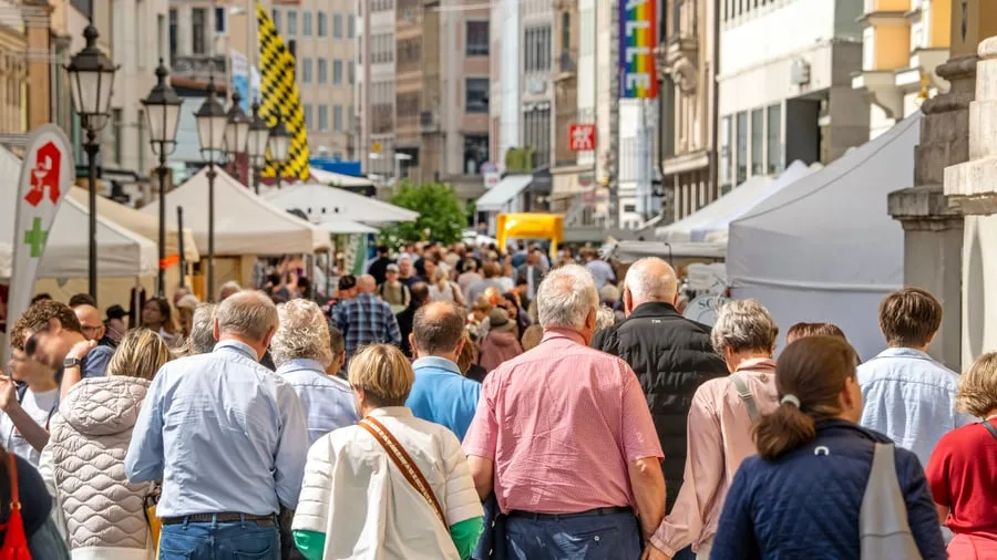 Reform: Lange Übergangsfrist für „Rente mit 63“ würde Millionen Fachkräfte kosten