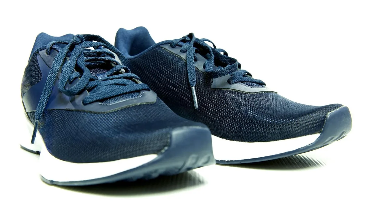 Deal: Skechers Uno bei Amazon: Herren-Sneaker fällt auf 52,13 Euro