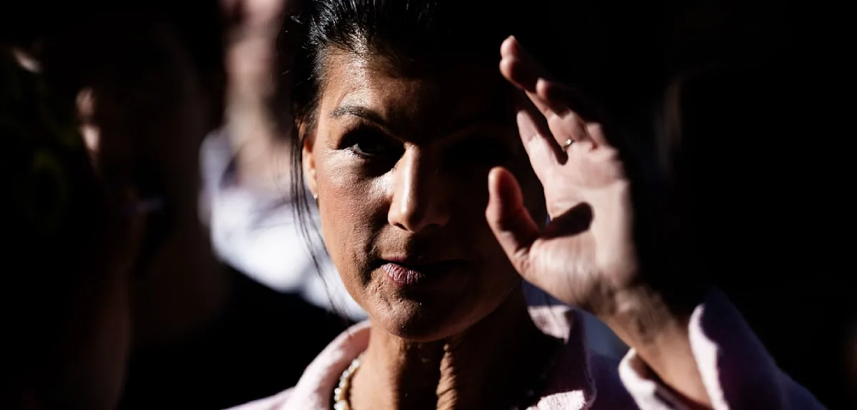 „Gerade Sie, der Sie so viel Wert auf Männlichkeit legen“ – Wagenknecht ruft Höcke zum Rededuell auf