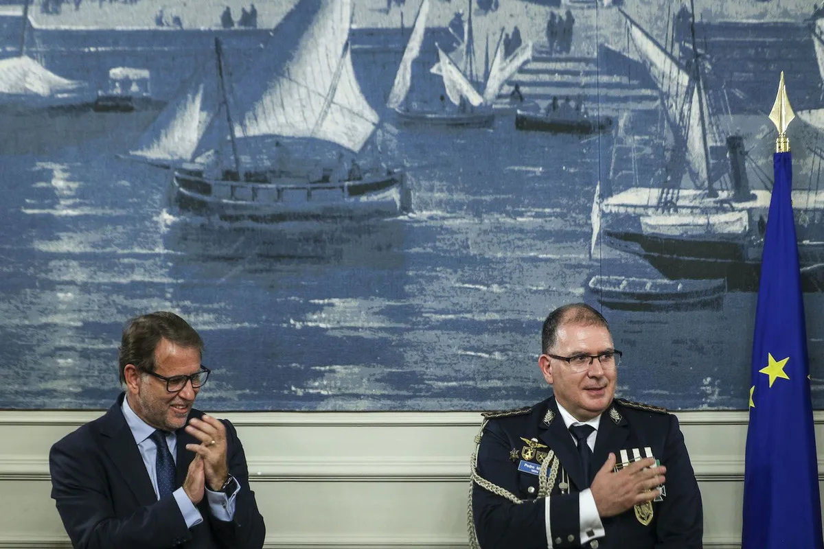 A “força do bastão” no Porto: diretor da PSP justifica intervenção “proporcional”