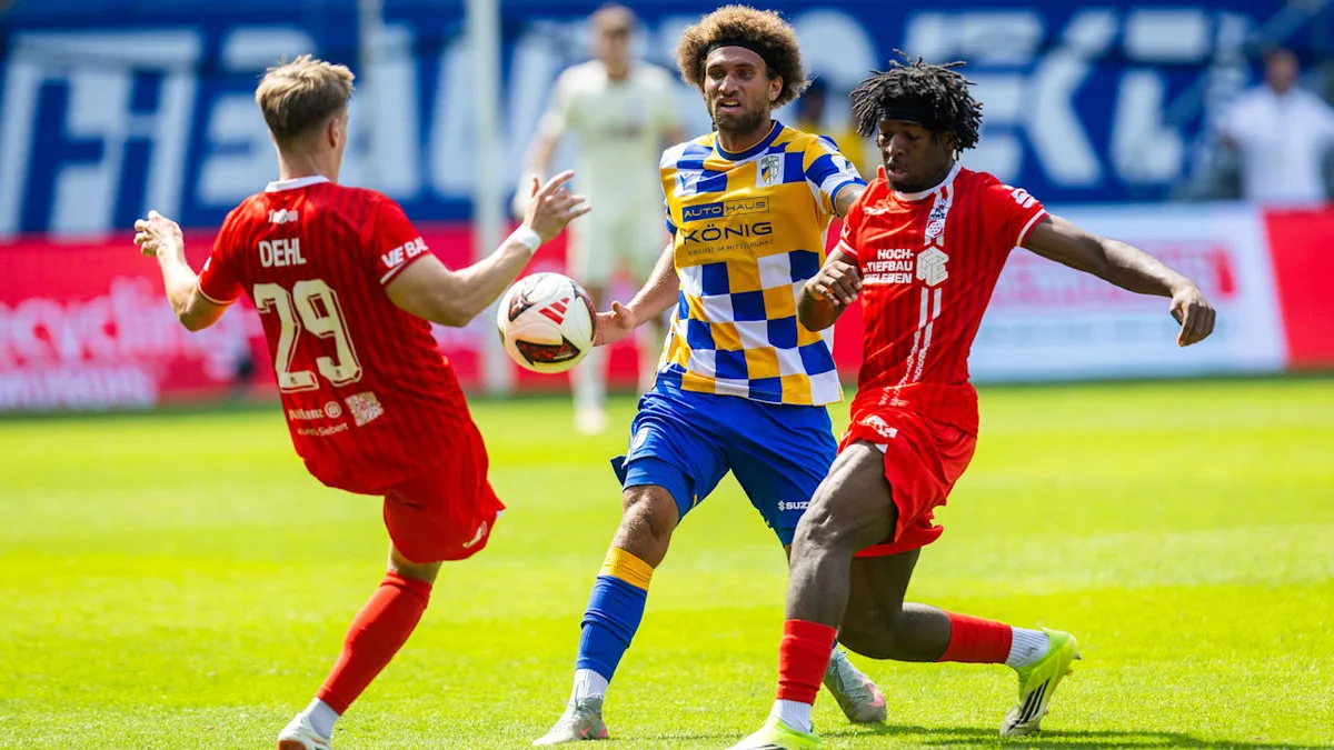 Adesidas steiler Aufstieg - Erfurt-Profi träumt von der 1. Liga