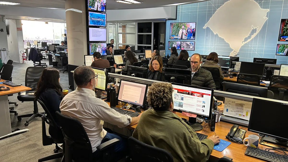Espelho, barrigada e furo: vídeo explica expressões usadas nos bastidores do jornalismo