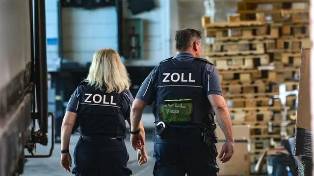 Geheime Produktion: Zigarettenfabrik: Steuerschaden auf 28 Millionen geschätzt