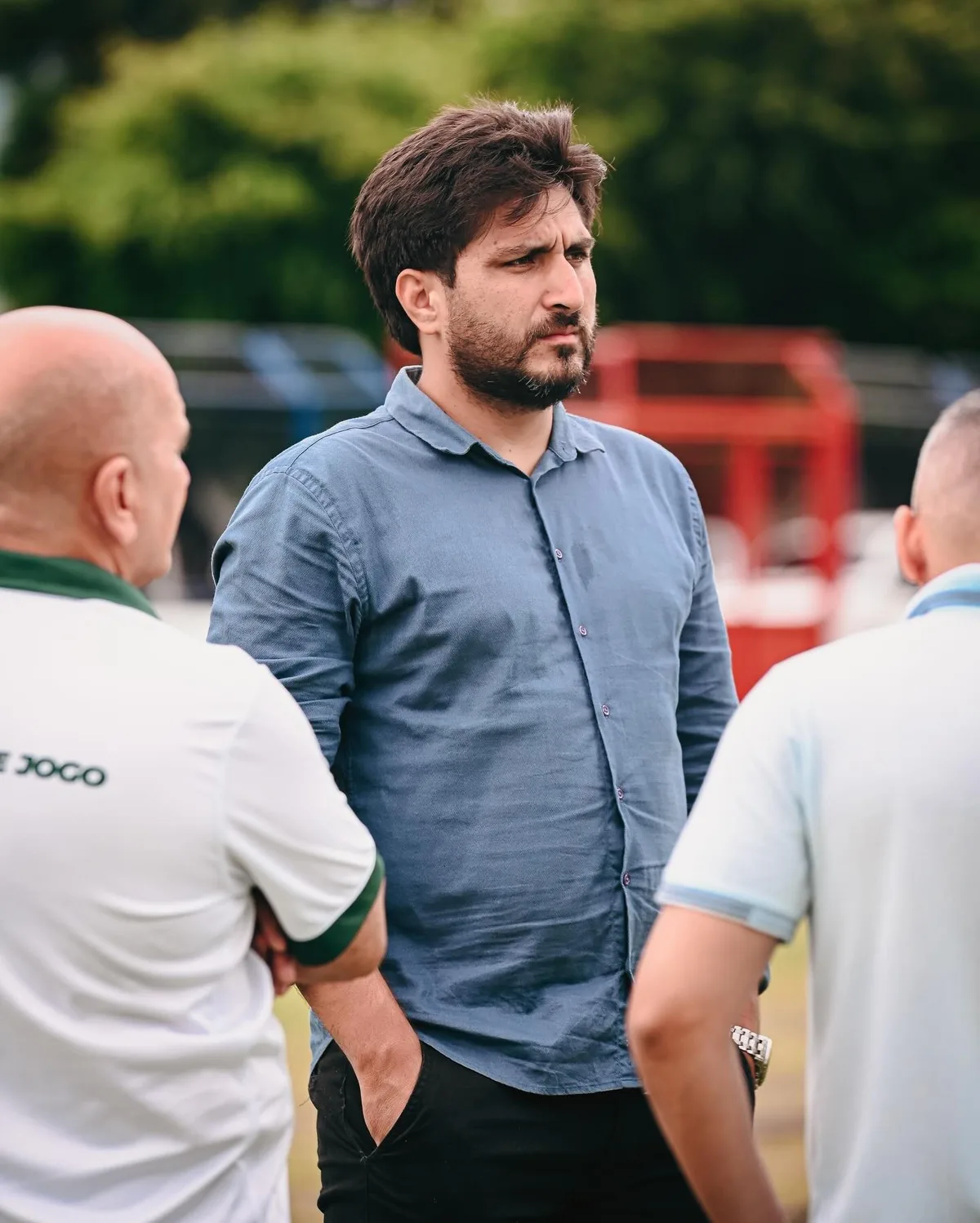 Rio Branco-AC contrata executivo de futebol, encaminha renovações e busca acerto com técnico