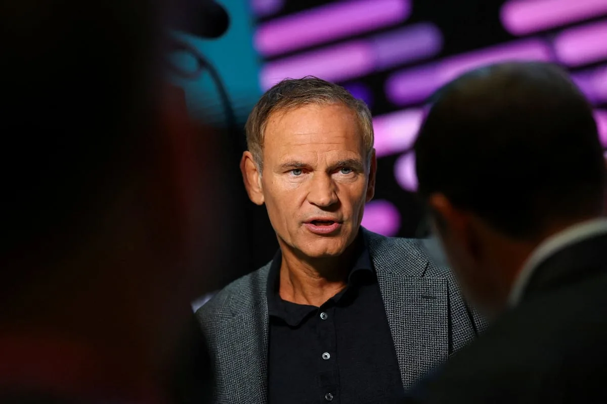 Volkswagen CEO urges EU to aid auto industry overhaul