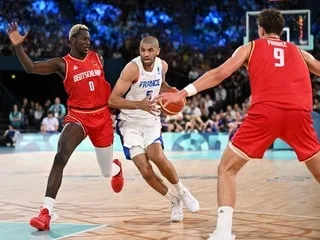 Ancien capitaine de l’équipe de France, le basketteur Nicolas Batum annonce la fin de sa carrière