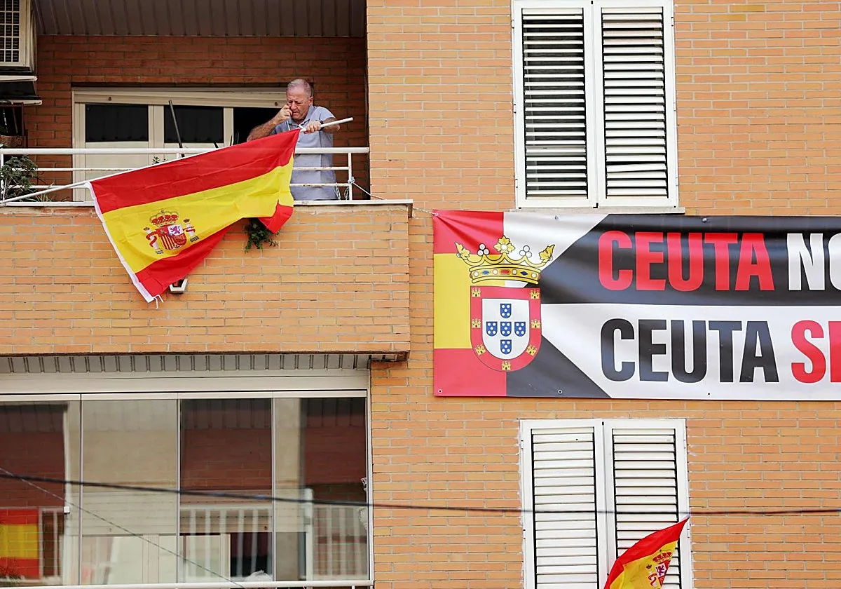 Ceuta celebra un discreto Día de la Hispanidad marcado por la presencia militar