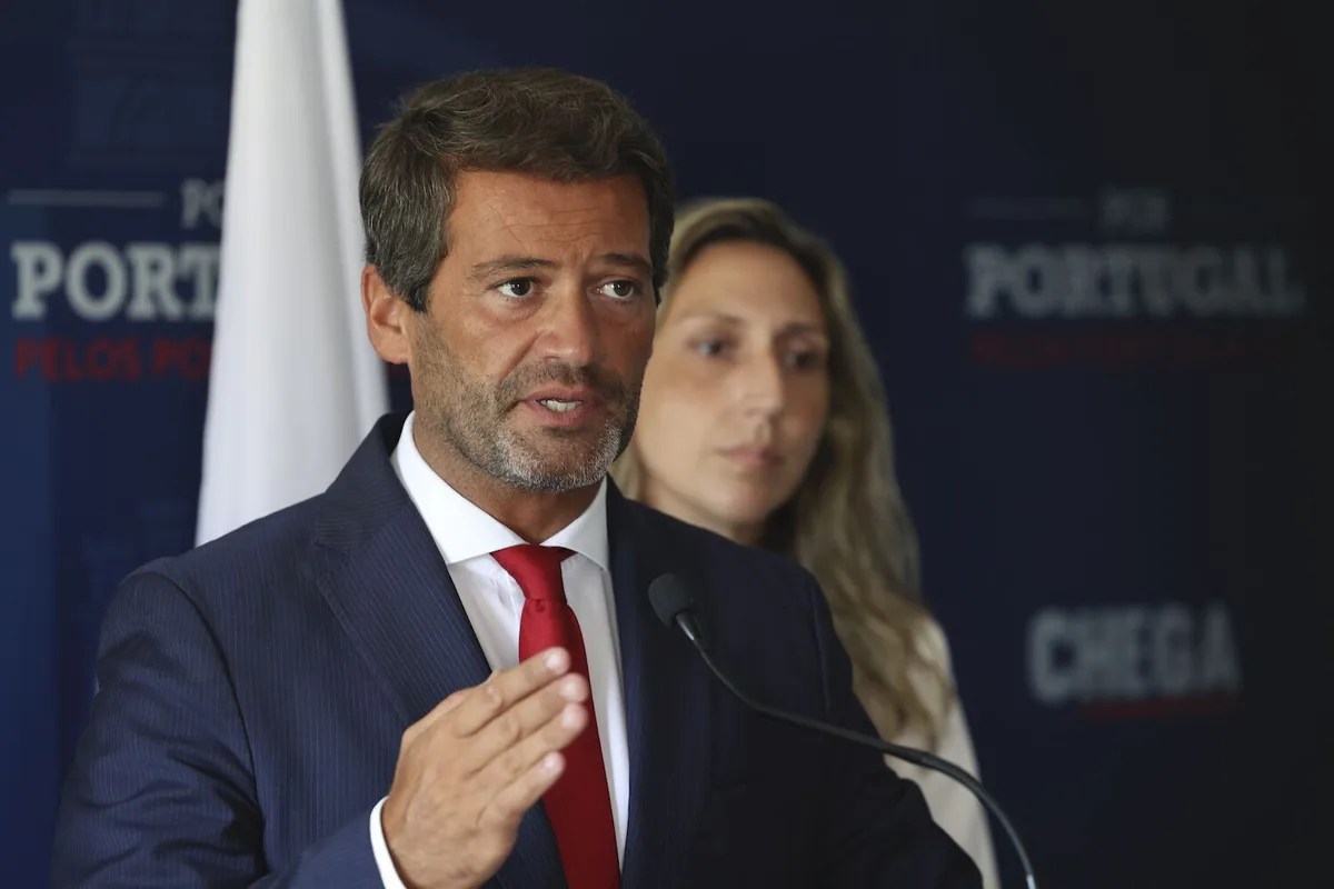 Ventura não pede desculpa ao CDS. Baixar idade da reforma seria “com cautela”