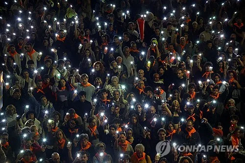 가라앉지 않는 스페인 주택난 시위…조기 총선전 돌입