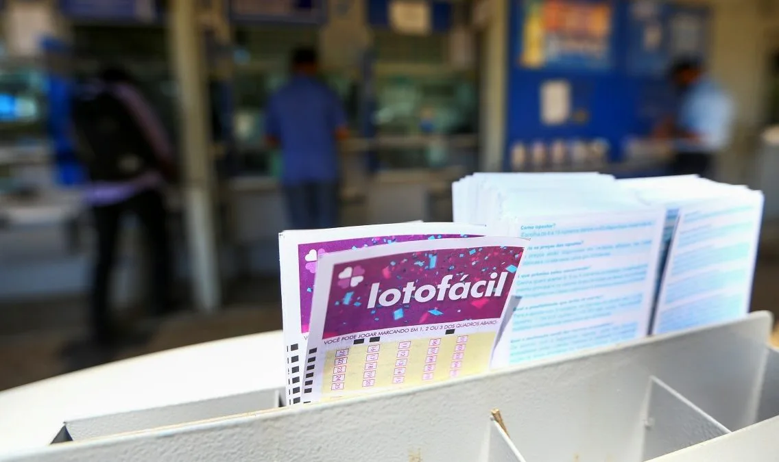 Confira o resultado da Lotofácil 3802 de hoje, domingo (11/10)