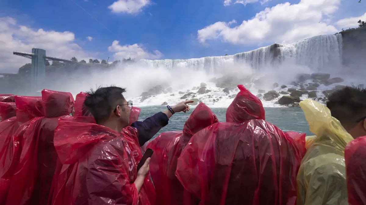 Absurde Touristen-Beschwerden - Niagarafälle? Nur fallendes Wasser!