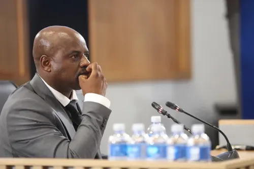 Suspended officials cost the state about R800m a year