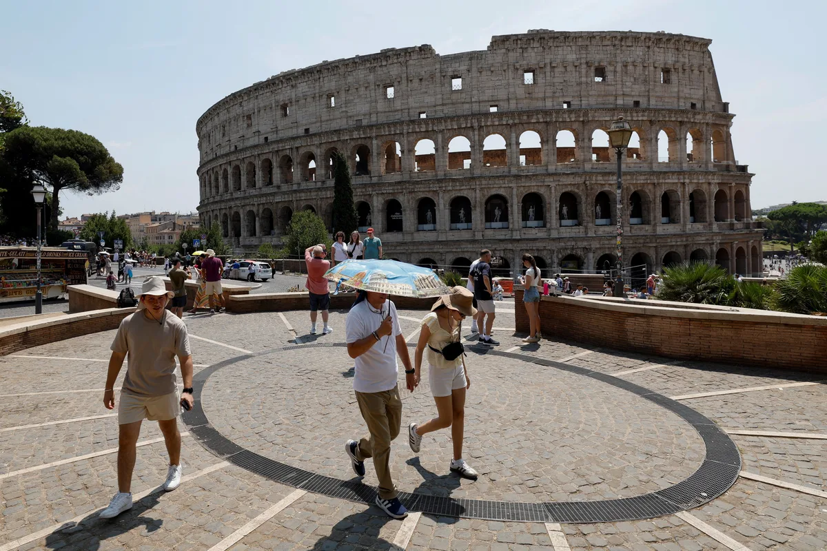 Coliseu de Roma fecha para o público após morte de trabalhador