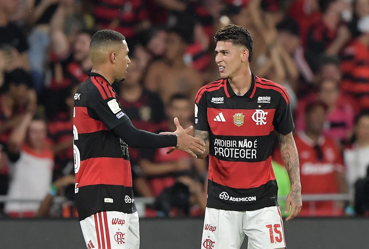 Jorge Carrascal, jugador de la selección Colombia, le dio la victoria a Flamengo con su gol ante Fluminense en Brasil