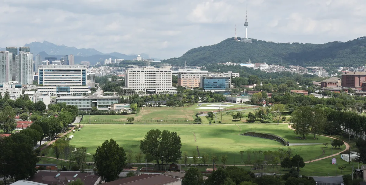 서울시민 3명 중 2명 “용산공원 공공주택 공급 반대”