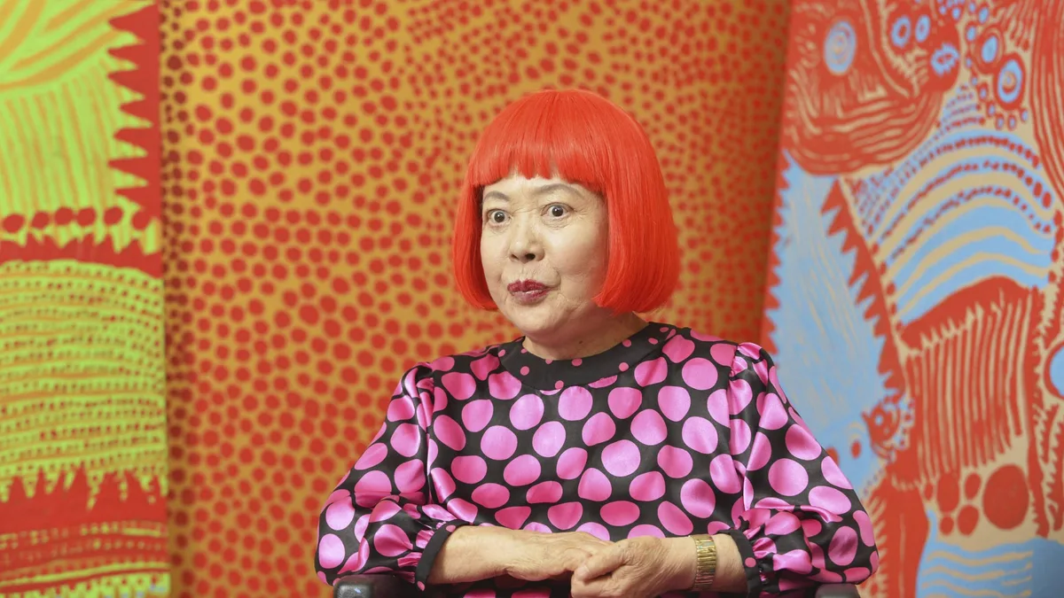 L'artiste avant-gardiste japonaise Yayoi Kusama, surnommée la "reine des pois", est morte à l'âge de 97 ans