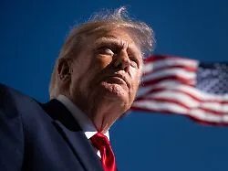 "Konstruktive Gespräche": Trump: Werden Iran nicht vor den US-Zwischenwahlen angreifen
