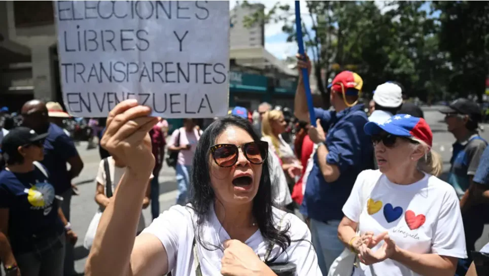 Protestan en Caracas para exigir transparencia en las negociaciones entre el gobierno interino y un sector de la oposición