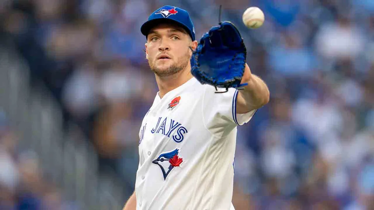 Blue Jays’ Trey Yesavage resumes throwing following meniscus surgery