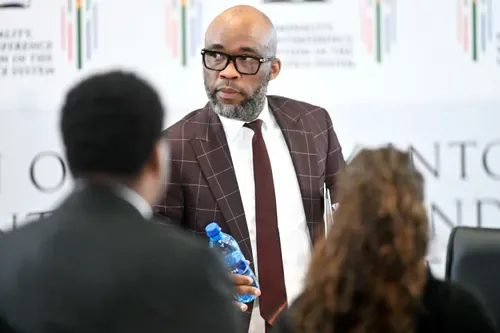 LIVE | Matlala back in the hot seat as Maumela, R4m trail come under fire