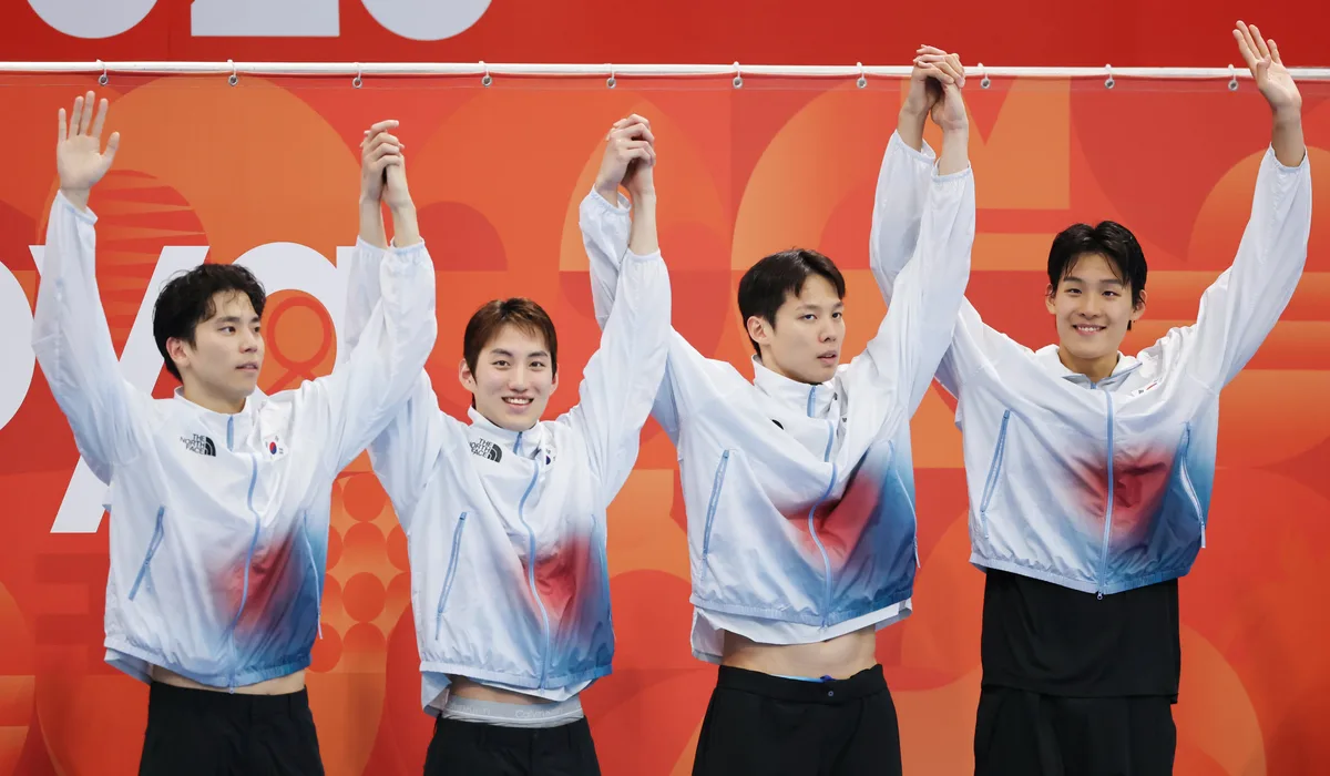 남자 수영 혼계영 400m, 한국新으로 동메달 수확