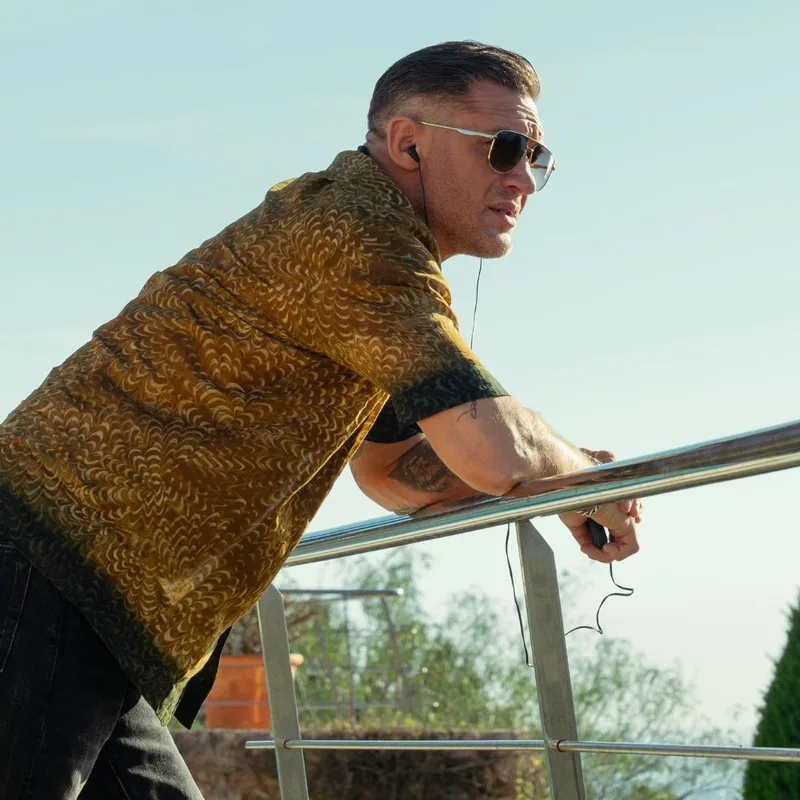 Actualité : MobLand saison 2 (Paramount+) : une bande-annonce débridée pour la série avec Tom Hardy