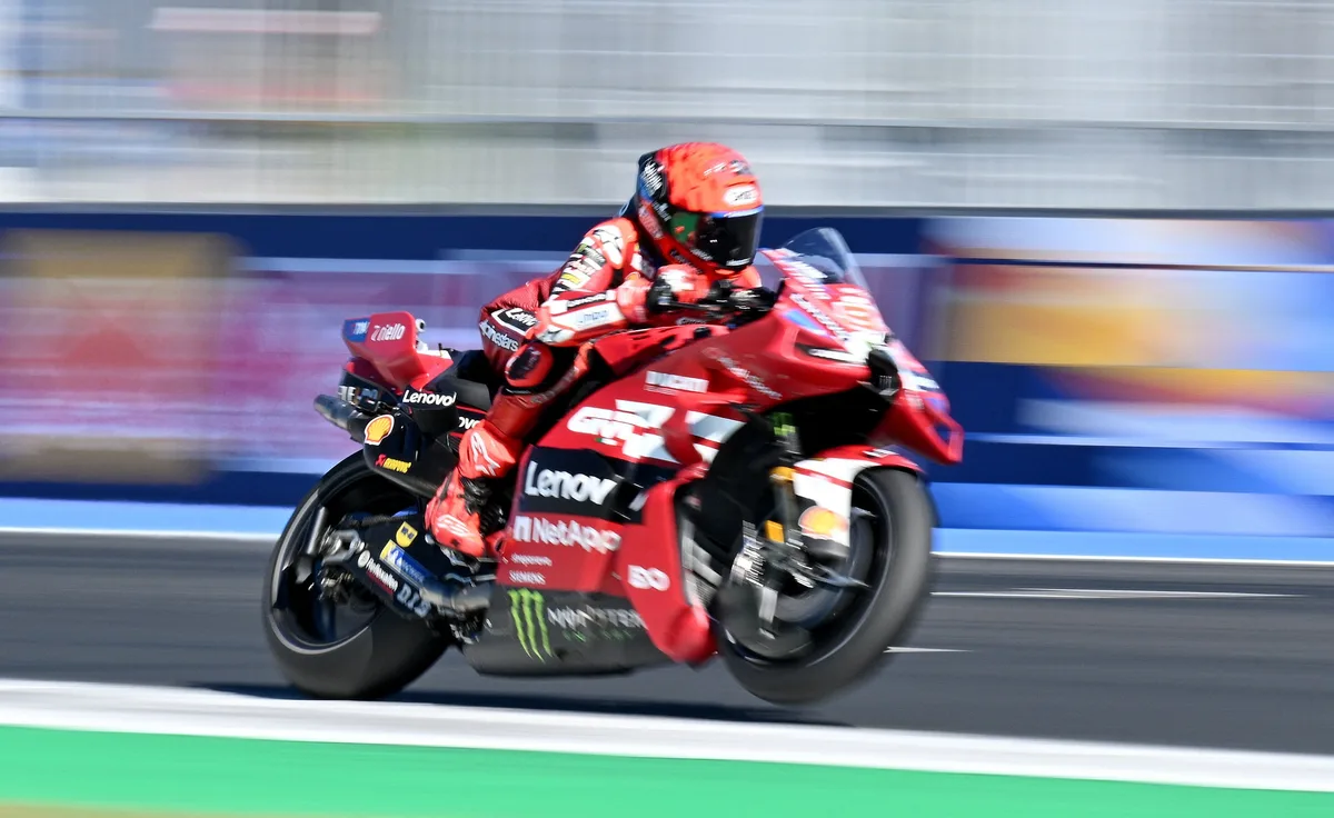 Marc Márquez se impone en Missano y arrebata el liderato del Mundial de MotoGP Bezzecchi