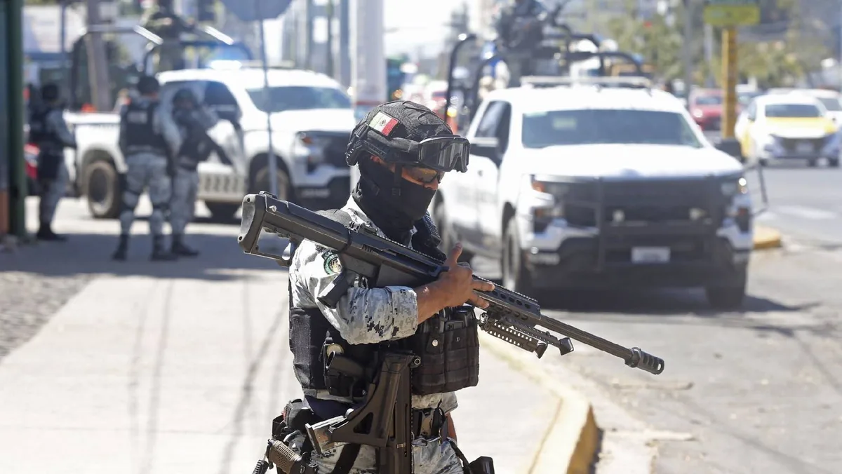 Sheinbaum le echa el guante a narcos en Jalisco: van 77 detenidos; 44 ligados al CJNG