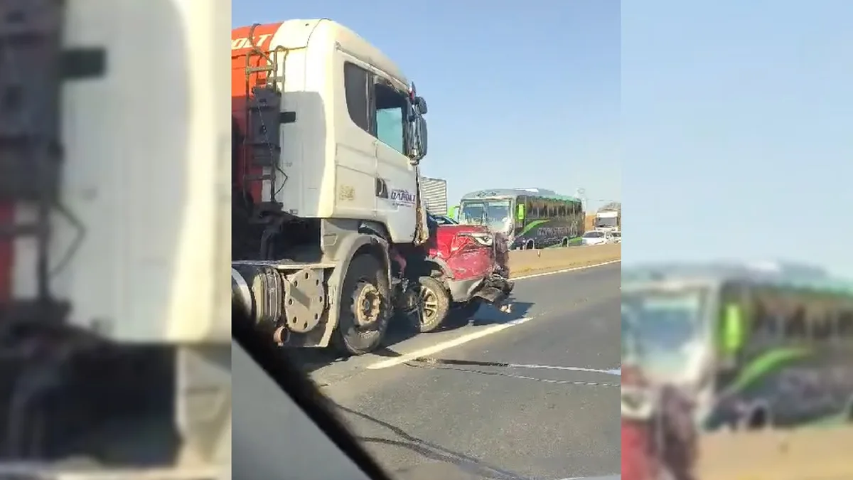 Engavetamento deixa tráfego lento na SP-294 em Marília