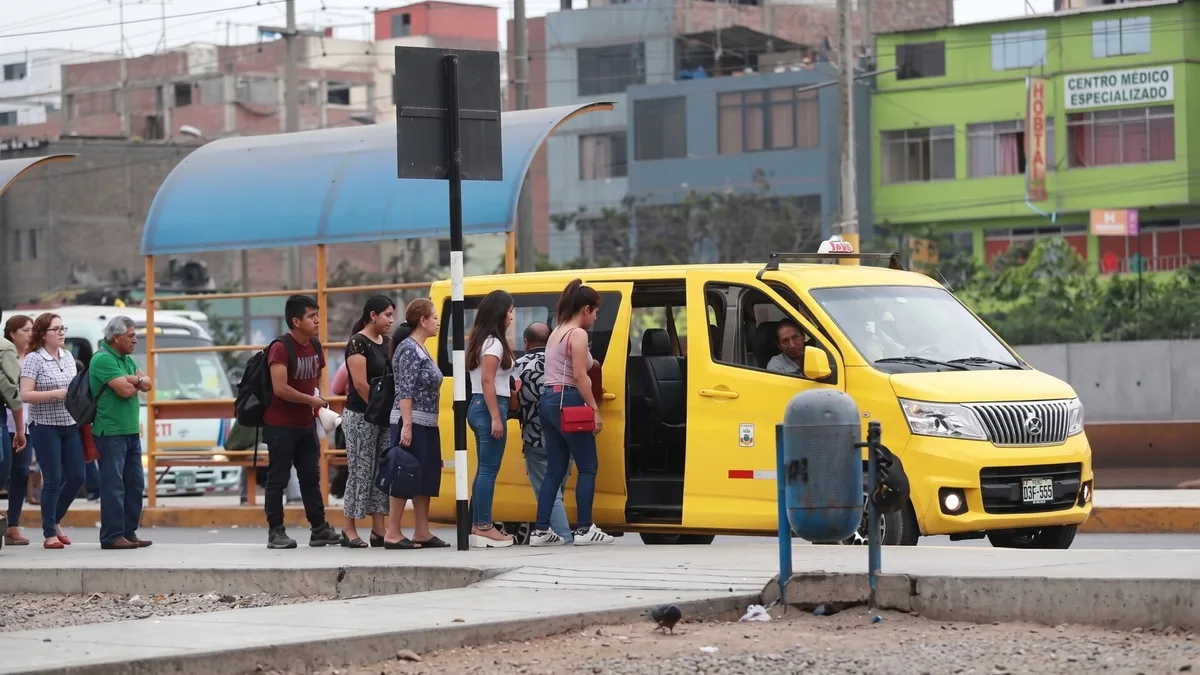 ATU interviene colectivos informales: un vehículo tenía multa de S/ 847 mil
