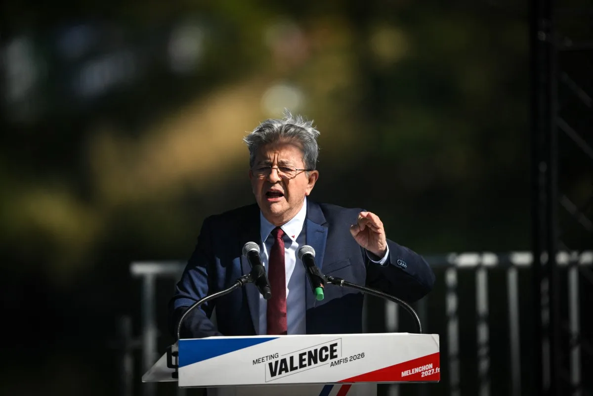 Présidentielle 2027 : lors de sa rentrée politique, Jean-Luc Mélenchon drague les écologistes