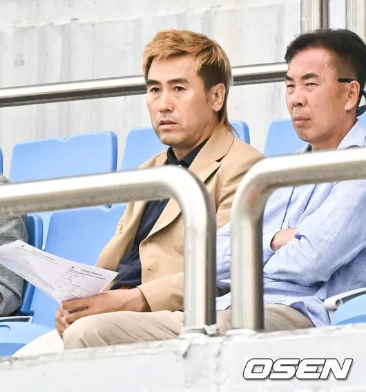"선동은 문장 한 줄로도 가능" 분노한 김병지, 또 박문성 공개 저격..."내가 어디까지 알고 있는지 무서운가?" 역공 나섰다