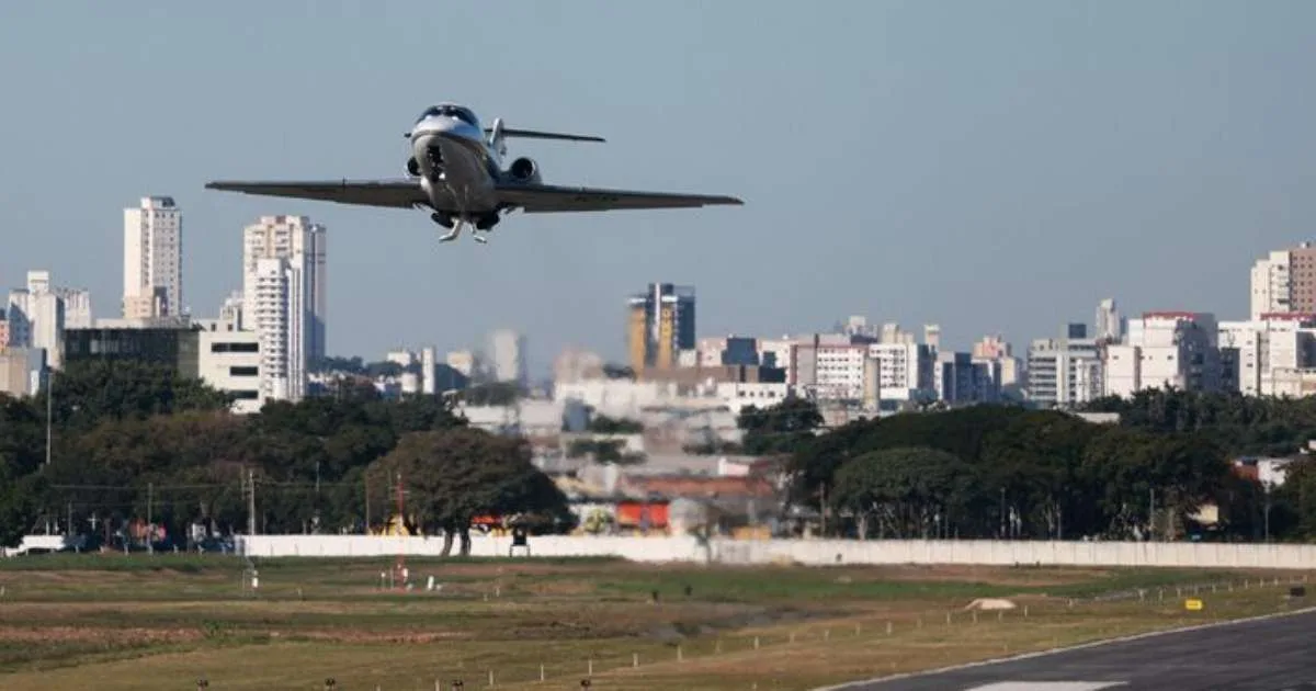 Aeroporto Campo de Marte terá voos por instrumentos durante apenas 59 minutos e no início da manhã