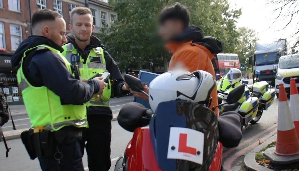 'Menace' moped riders who drive on learner plates should be banned from deliveries in London, ministers told