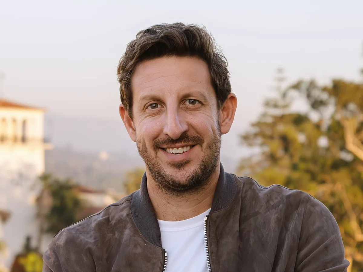 "Passer sa journée devant un écran sera bientôt un signe d'échec professionnel" : les convictions de Zack Kass, ex-cadre chez OpenAI