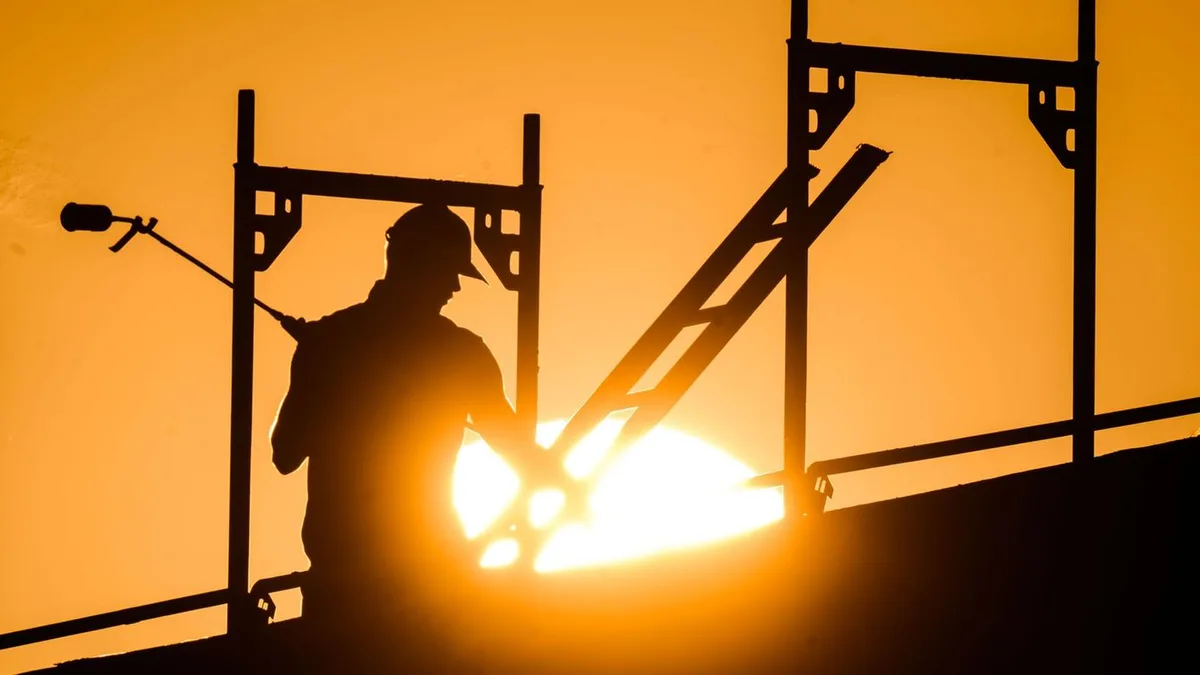 Klimawandel: Spitzenverband DGUV: Hitze sorgt für mehr Unfälle