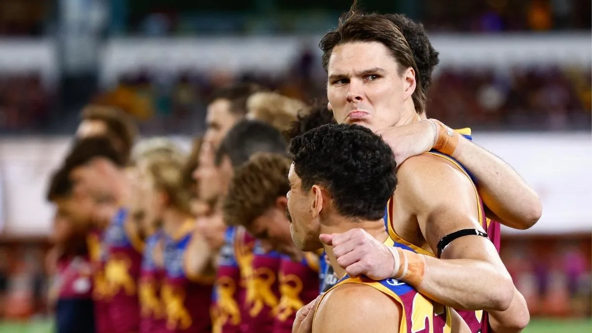 Chris Fagan praises Brisbane fans’ mid-game Eric Hipwood chants as a sign of trust restored: ‘I love that’