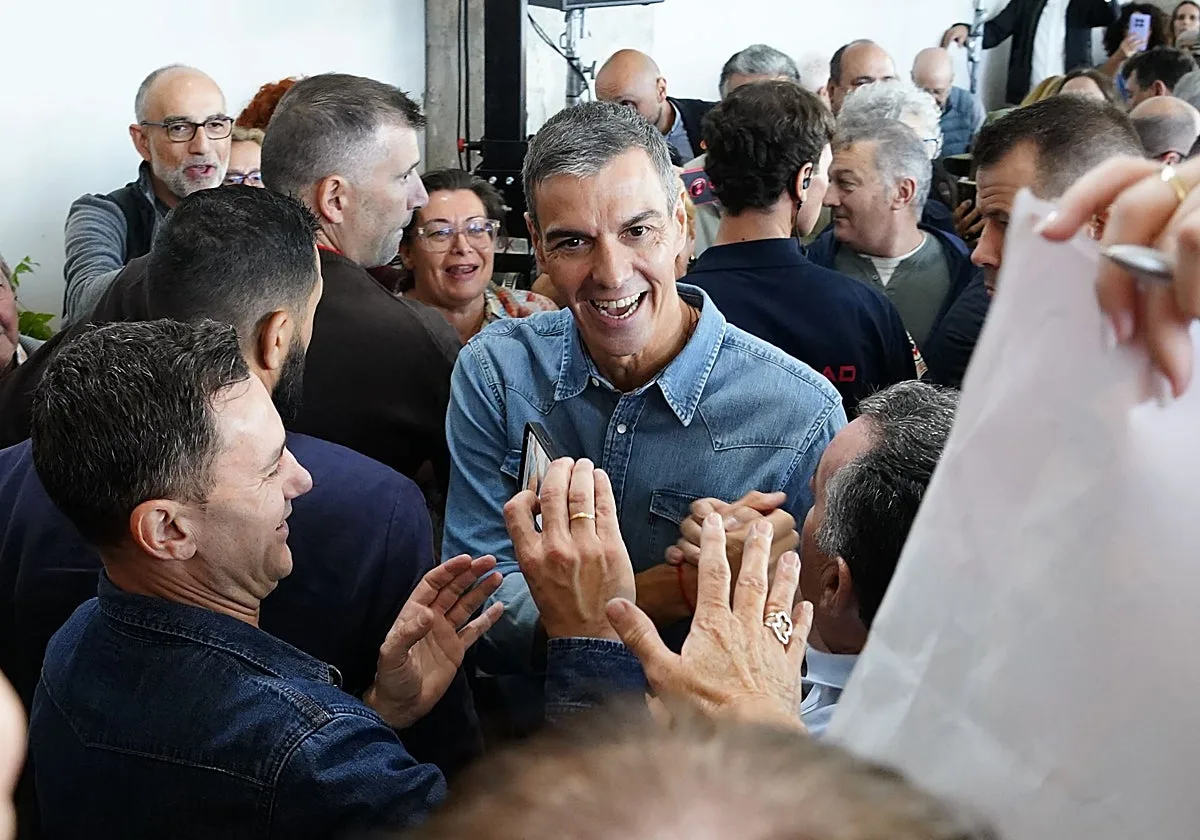 Cendón compara a Pedro Sánchez con Tom Cruise: «La leyenda continúa, porque vas a volver a ganar las elecciones»