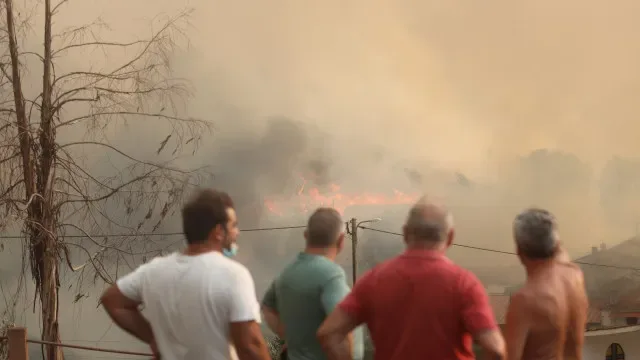 Incêndios: Fogo em resolução na Lourinhã