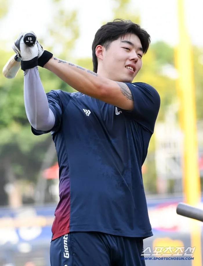 역사상 3번째, 43년만에 처음, 하지만 최다타석! 493타석 뛰었는데 병살 0, 16홈런 타자의 대기록 [SC포커스]