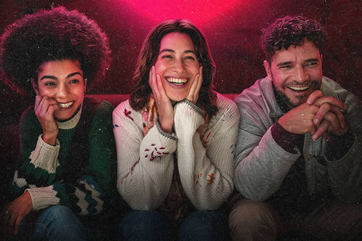 'Muito Prazer' acerta ao falar de amor e sexo hoje com humor suave e sutil