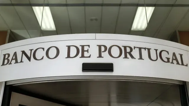 Novos depósitos atingem máximo histórico e juros voltam a subir em julho
